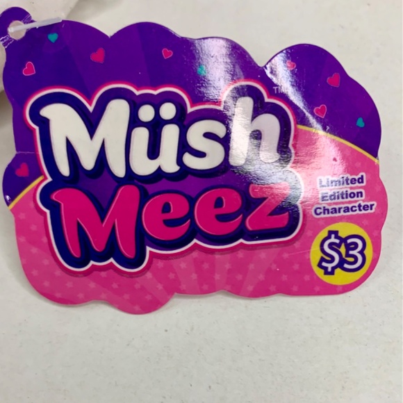 Bundle/Set MUSHMEEZ squeezable Assorted plush clip on toys, stocking stuffers - Picture 8 of 13